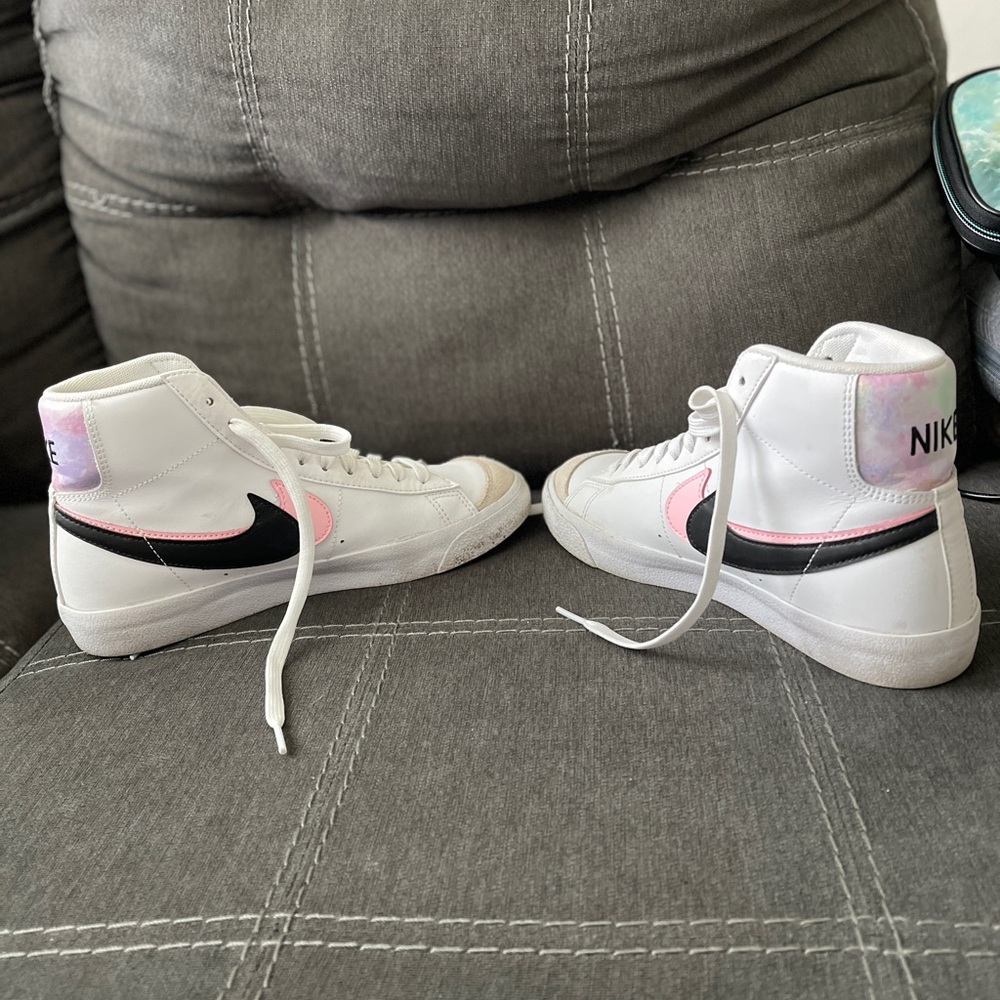 Nike Blazer Mid 77
Arctic Punch (GS)